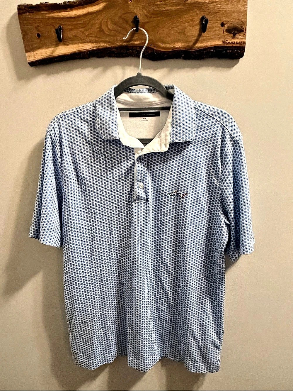 Men’s Floral Polo Shirt in Blue & White Size Medium